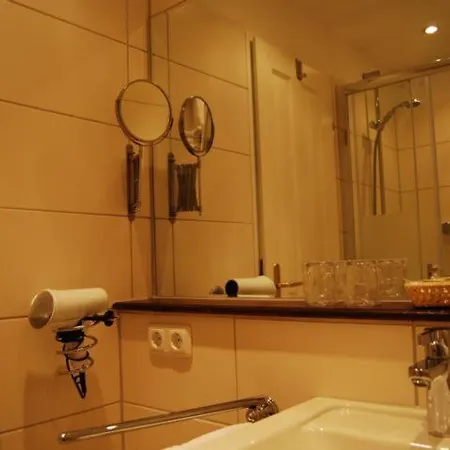 Wohlfuehlhotel Hoern Diek Garni Mit Schwimmbad