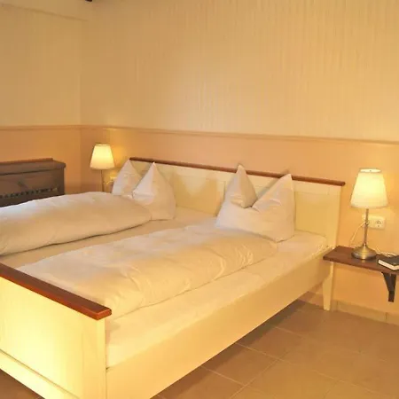 Wohlfuehlhotel Hoern Diek Garni Mit Schwimmbad מלון *