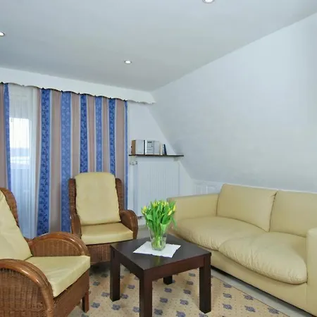 Wohlfuehlhotel Hoern Diek Garni Mit Schwimmbad * Bensersiel