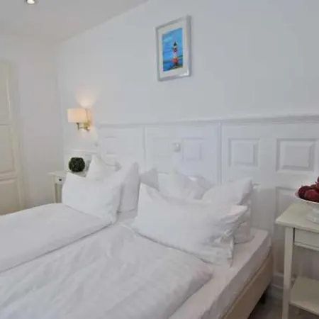 Wohlfuehlhotel Hoern Diek Garni Mit Schwimmbad Hotel *