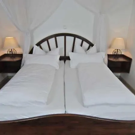 Wohlfuehlhotel Hoern Diek Garni Mit Schwimmbad מלון *