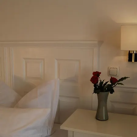 Wohlfuehlhotel Hoern Diek Garni Mit Schwimmbad *