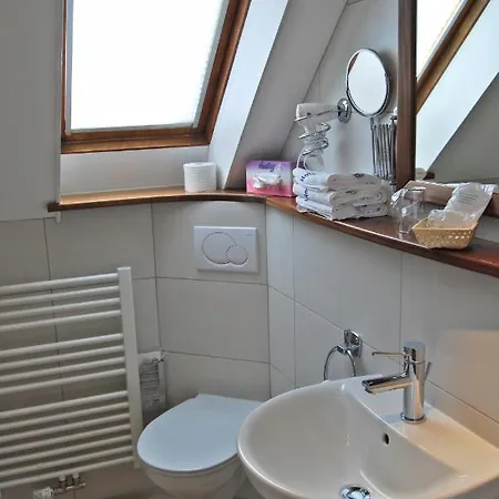 Wohlfuehlhotel Hoern Diek Garni Mit Schwimmbad فندق