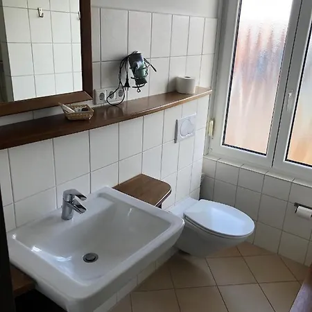 Wohlfuehlhotel Hoern Diek Garni Mit Schwimmbad מלון בנסרסיל
