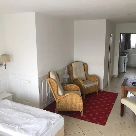 Wohlfuehlhotel Hoern Diek Garni Mit Schwimmbad Bensersiel