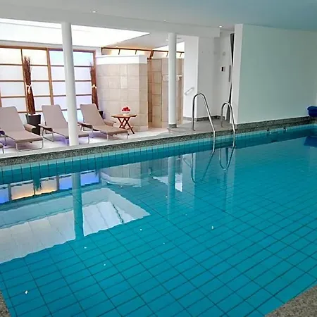 Wohlfuehlhotel Hoern Diek Garni Mit Schwimmbad بينسيرسيال
