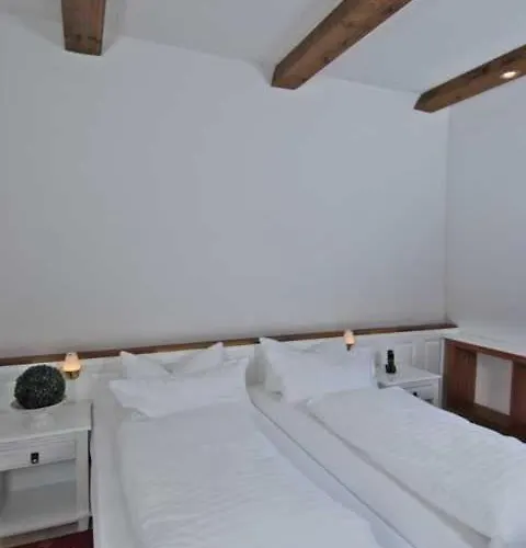 Wohlfuehlhotel Hoern Diek Garni Mit Schwimmbad *