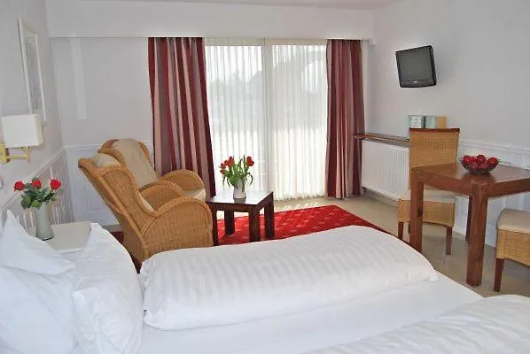 Wohlfuehlhotel Hoern Diek Garni Mit Schwimmbad Отель *