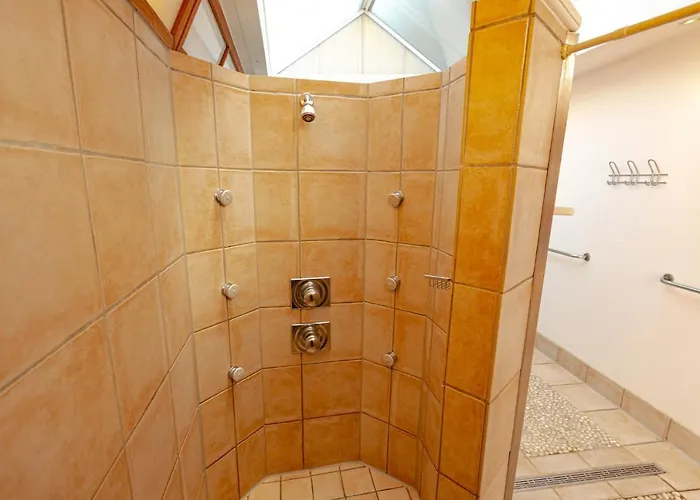 Wohlfuehlhotel Hoern Diek Garni Mit Schwimmbad Отель