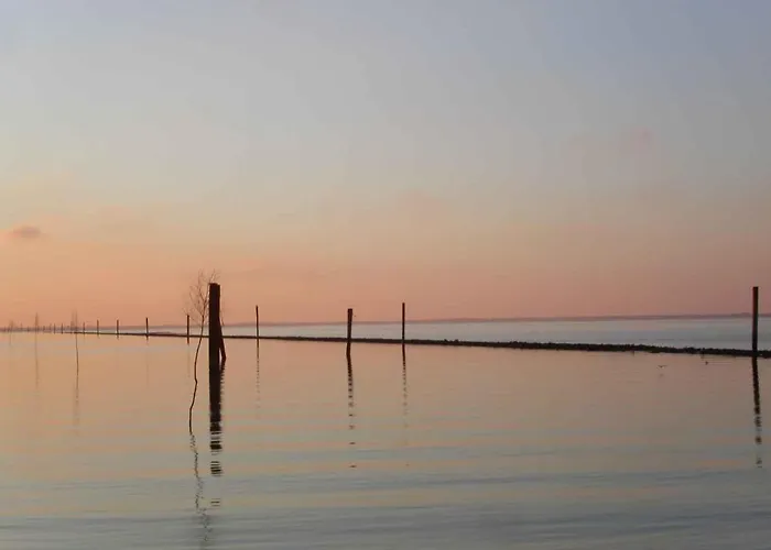 Wohlfuehlhotel Hoern Diek Garni Mit Schwimmbad Отель