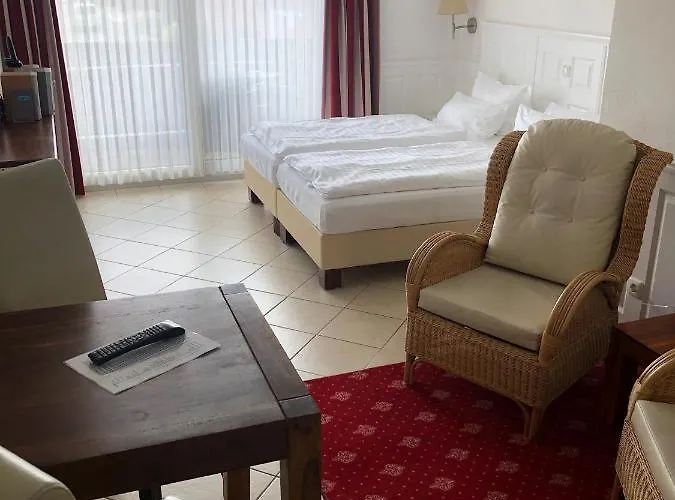 Wohlfuehlhotel Hoern Diek Garni Mit Schwimmbad * Бензерзиль